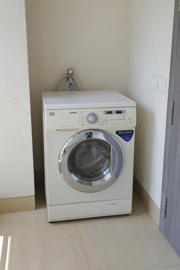 Lakeview Service Apartments Колката Екстер'єр фото
