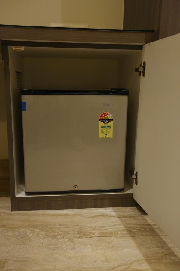 Lakeview Service Apartments Колката Екстер'єр фото